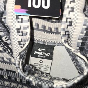 #195 nike pro active